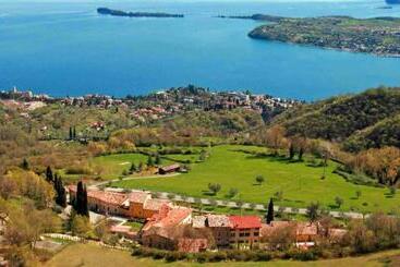 هتل Il Bagnolo Eco Lodge
