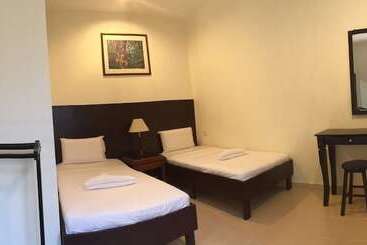 هتل Perhentian Tivoli Inn