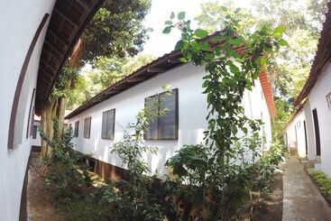 هتل Perhentian Tivoli Inn