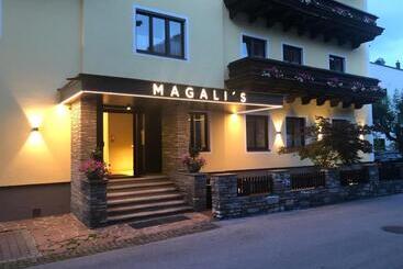 پانسیون Magali S, Bed & Breakfast   Inclusive Summer Card
