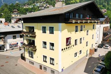 پانسیون Magali S, Bed & Breakfast   Inclusive Summer Card