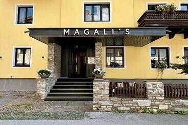 پانسیون Magali S, Bed & Breakfast   Inclusive Summer Card