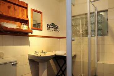 پانسیون Centre Ville Guest House