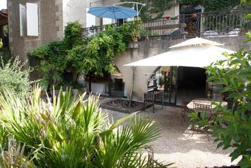 پانسیون Chambres D Hotes Les Pratges