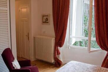 پانسیون Chambres D Hotes Les Pratges
