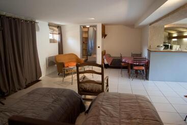 پانسیون Chambres D Hotes Les Pratges