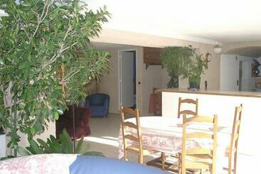 پانسیون Chambres D Hotes Les Pratges