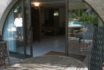 پانسیون Chambres D Hotes Les Pratges