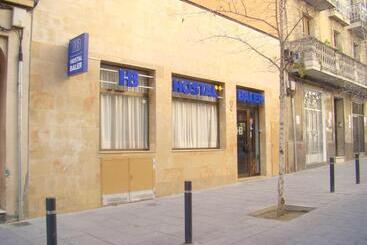 پانسیون Hostal Baler