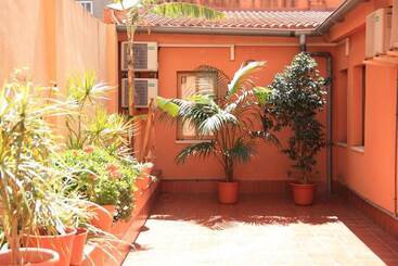 پانسیون Hostal Baler