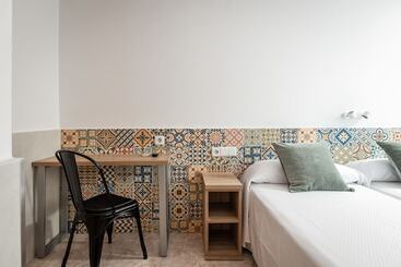 پانسیون Hostal Baler