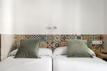 پانسیون Hostal Baler