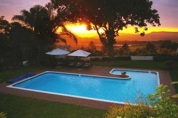 پانسیون Plumbago Guest House