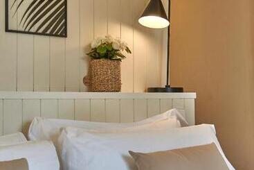 پانسیون The Moods Catedral Hostal Boutique