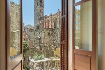 پانسیون The Moods Catedral Hostal Boutique