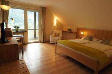 פנסיון Weingut Clemens