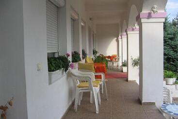 Pension óvári