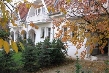 Pension óvári