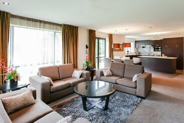 Village Lake Apartments