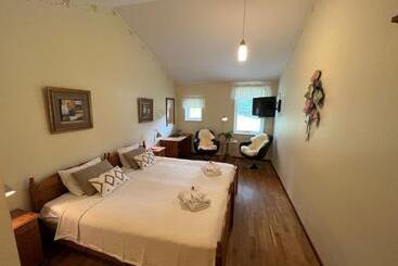 هاستل Fritza   Tidigare Hotel Fritzatorpet