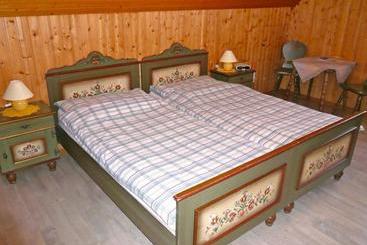 Общежитие Gasthaus Tübli Gersau