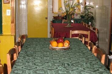 هاستل Hostal El Mirador
