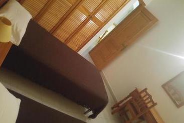 Apartamentos Martell - Playa de Santiago