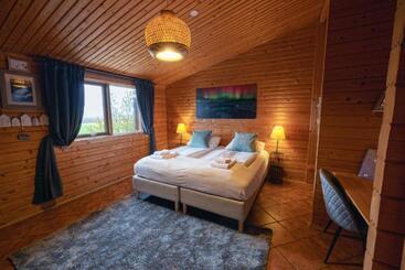 Farmhotel Efstidalur