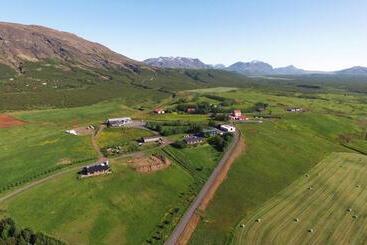 Farmhotel Efstidalur