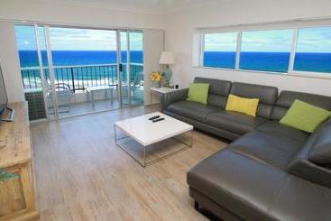 Narrowneck Court Holiday Apartments - גולד קואוסט