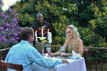پانسیون Highgrove House Country Hotel, Restaurant, Farm & Spa
