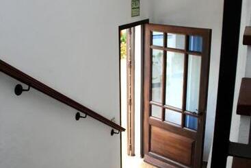Пансион Hostal Extramuros