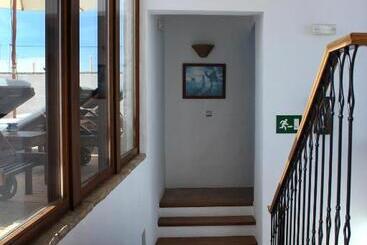Пансион Hostal Extramuros