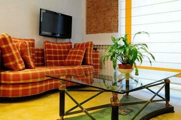 پانسیون Hosteria Solar De Tejada