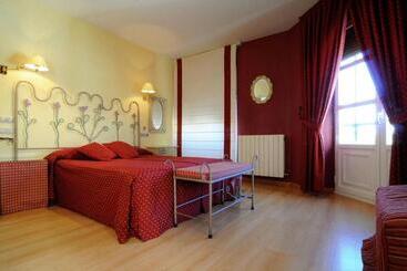 پانسیون Hosteria Solar De Tejada