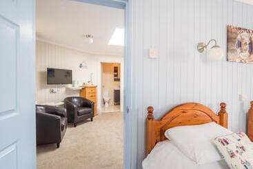 پانسیون The Grafton Guest House