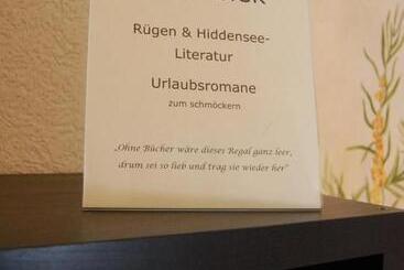 Pension Sanddorn Mit Café Carlssons