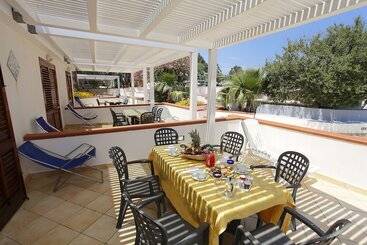 Residenza Tamarea
