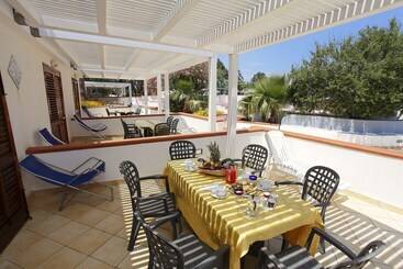 Residenza Tamarea