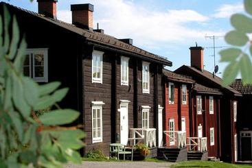 هتل آپارتمان Stf Hostel Vilhelmina Kyrkstad