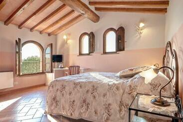 هتل Agriturismo Isola Verde