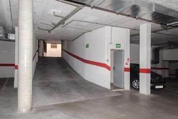 پانسیون Hostal Don Rodrigo