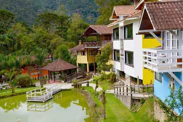 پانسیون Pousada Chalés Do Lago