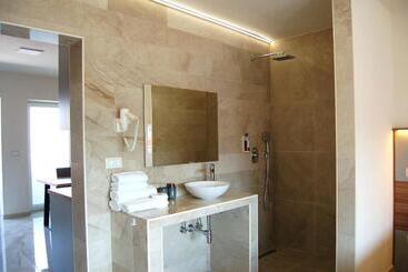 پانسیون Rooms And Apartments Lisjak