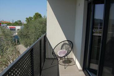 پانسیون Rooms And Apartments Lisjak
