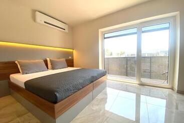 پانسیون Rooms And Apartments Lisjak
