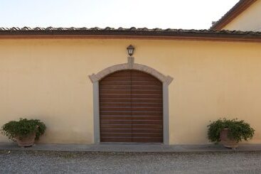 هتل Agriturismo Fattoria Rozzalupi