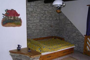 پانسیون Csátó Vendégház