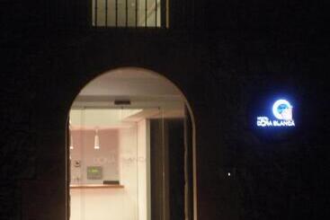 پانسیون Hostal Doña Blanca