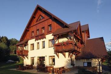 پانسیون Penzion Bona